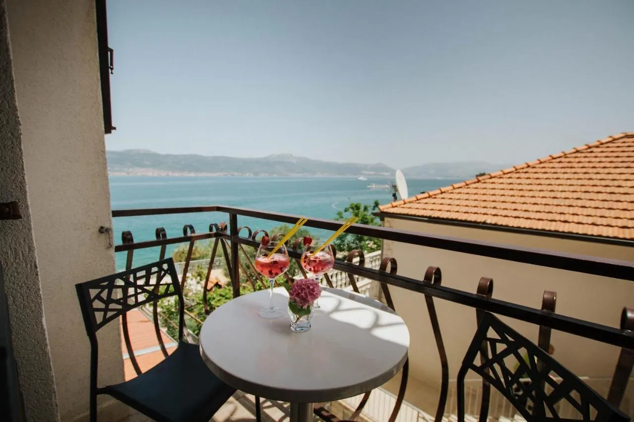 Hotel Vila Tina